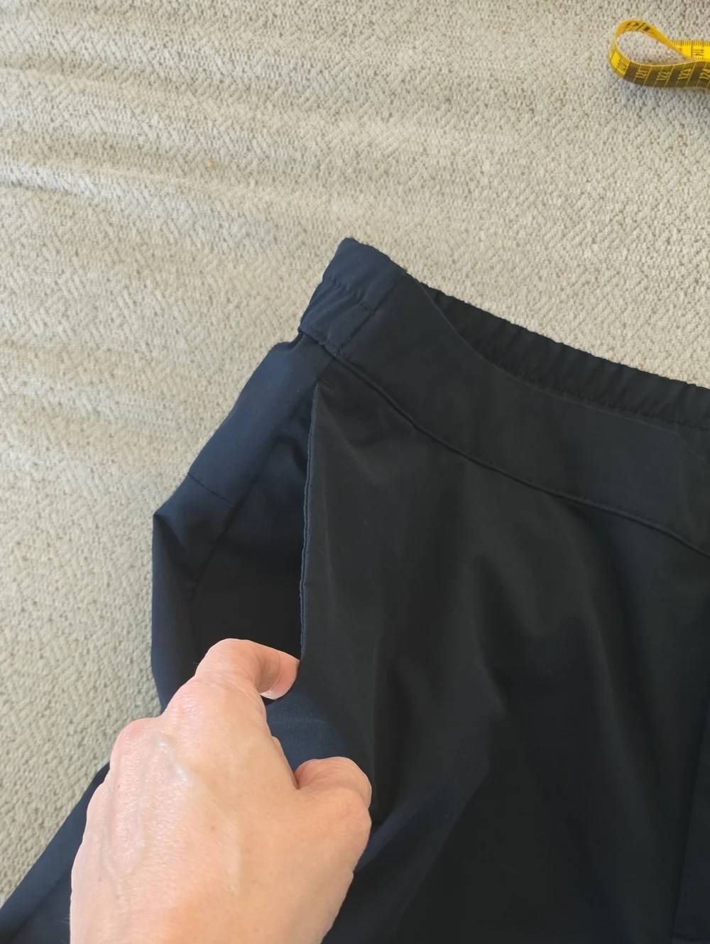 Banana Republic Black Casua Lightweightl Pants - Size 36